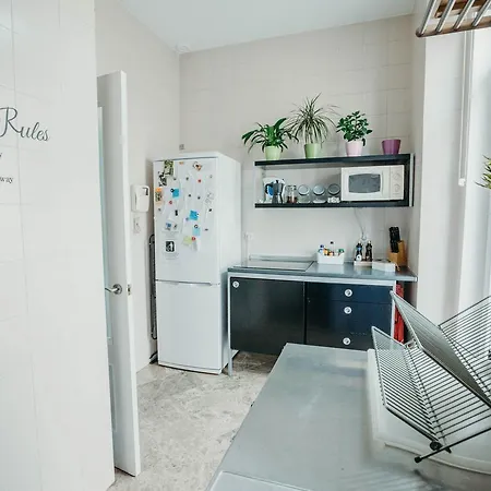 Cinema Apartment *